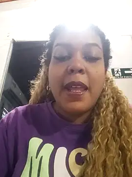 Snapshot of ELLA_KELLY chatting on February 28, 11:44 am ELLA KELLY online show from February 28, 11:44 am