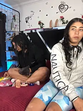 1lovelygirls online show from November 26, 12:17 pm