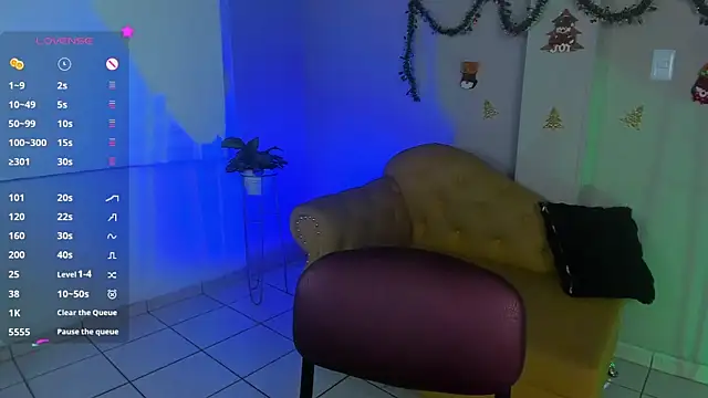 Snapshot of StarMilf chatting on December 29, 6:38 pm StarMilf online show from December 29, 6:38 pm