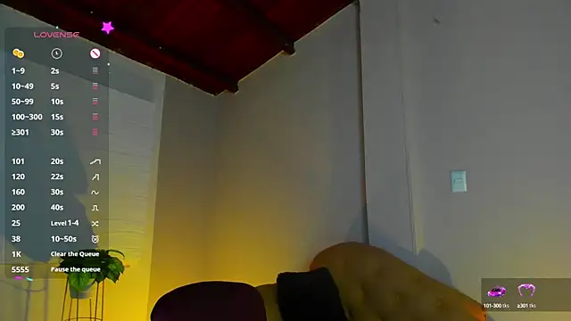 Snapshot of StarMilf chatting on February 5, 3:20 pm StarMilf online show from February 5, 3:20 pm