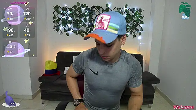 jonathanjoestar  online show from January 7, 9:25 pm