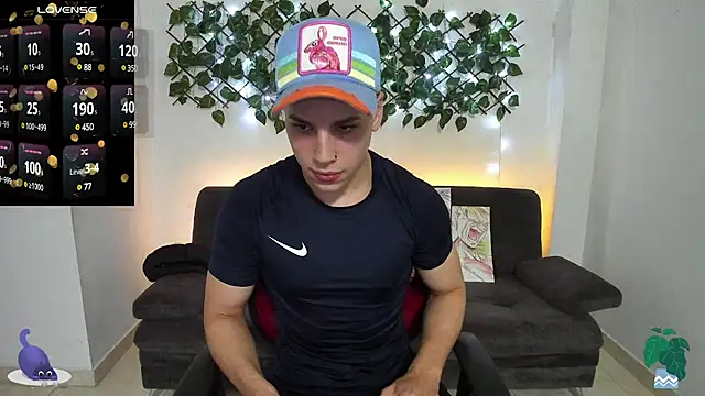 jonathanjoestar  online show from January 10, 8:48 pm