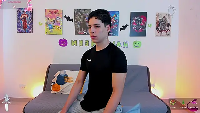 jonathanjoestar  online show from November 7, 8:20 pm