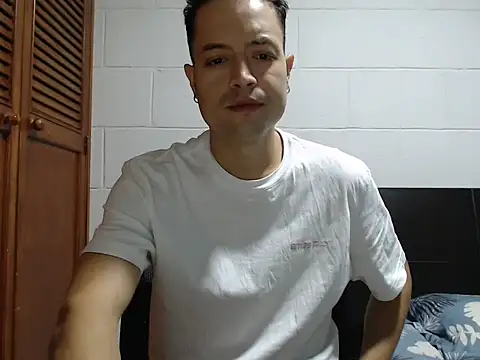 dimitriquiet05 online show from February 27, 8:58 am