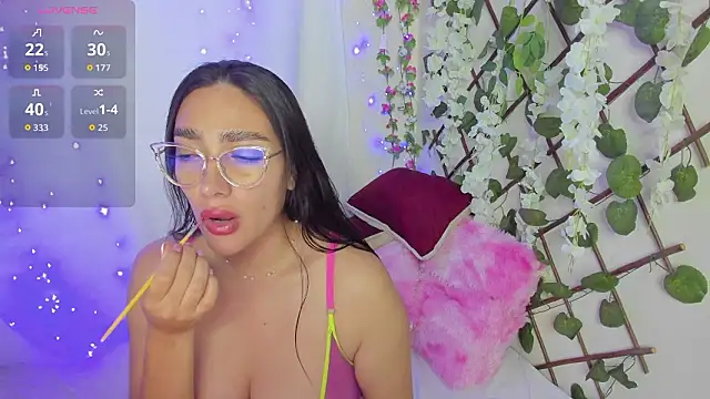 zara41 online show from March 28, 4:06 pm