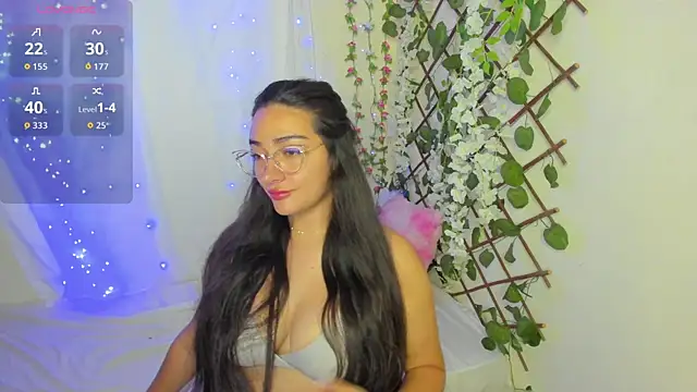 Snapshot of zara41 chatting on June 12, 5:01 pm zara41 online show from June 12, 5:01 pm