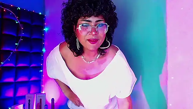 kuromi69 online show from December 21, 8:18 am