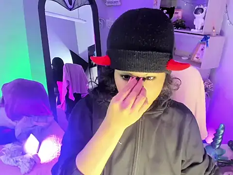 kuromi69 online show from March 28, 4:56 am