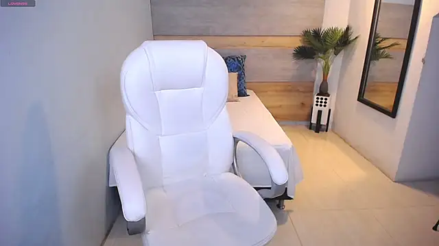 Violetta rainbow online show from December 14, 4:12 am