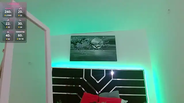 -MiaDelight- online show from October 29, 2:52 pm