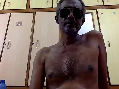 Lookin4Kinky Partner online show from November 30, 6:01 pm