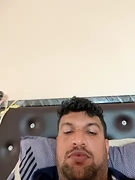 Snapshot of vini1754 chatting on October 29, 5:53 am vini1754 online show from October 29, 5:53 am