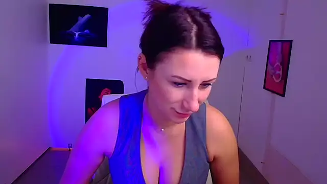 Snapshot of Loren_Moa chatting on January 21, 7:15 am Loren Moa online show from January 21, 7:15 am