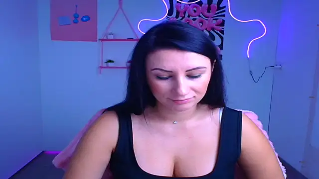 Snapshot of Loren_Moa chatting on October 20, 11:54 am Loren Moa online show from October 20, 11:54 am