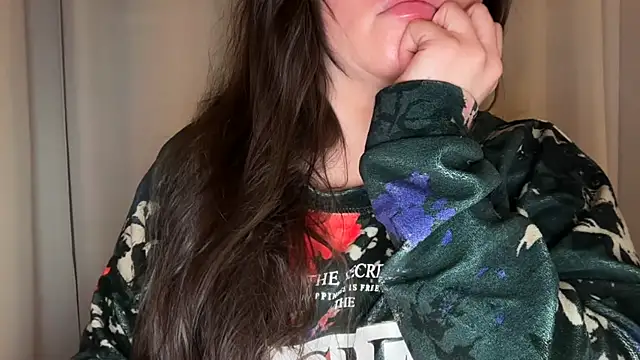 Sandysecret online show from March 17, 9:29 pm