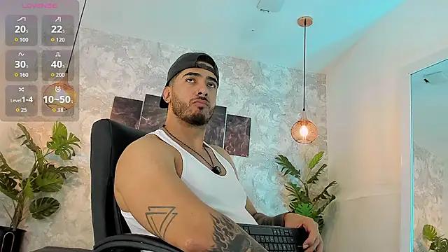Snapshot of Nate_franco chatting on July 9, 4:16 am Nate franco online show from July 9, 4:16 am