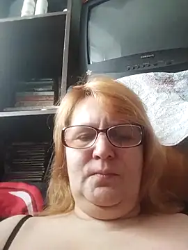 Snapshot of Forest-Lady chatting on March 8, 8:18 am Forest-Lady online show from March 8, 8:18 am