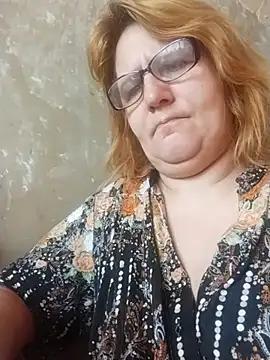 Snapshot of Forest-Lady chatting on April 5, 8:44 am Forest-Lady online show from April 5, 8:44 am