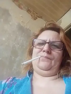 Snapshot of Forest-Lady chatting on April 6, 9:32 am Forest-Lady online show from April 6, 9:32 am