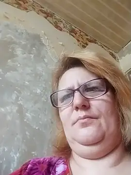 Snapshot of Forest-Lady chatting on April 7, 9:10 am Forest-Lady online show from April 7, 9:10 am