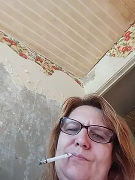 Snapshot of Forest-Lady chatting on April 9, 7:03 am Forest-Lady online show from April 9, 7:03 am