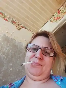 Snapshot of Forest-Lady chatting on April 10, 7:13 am Forest-Lady online show from April 10, 7:13 am