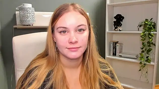 kitty valeria online show from December 21, 11:11 am