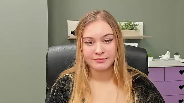 kitty valeria online show from February 23, 11:00 am