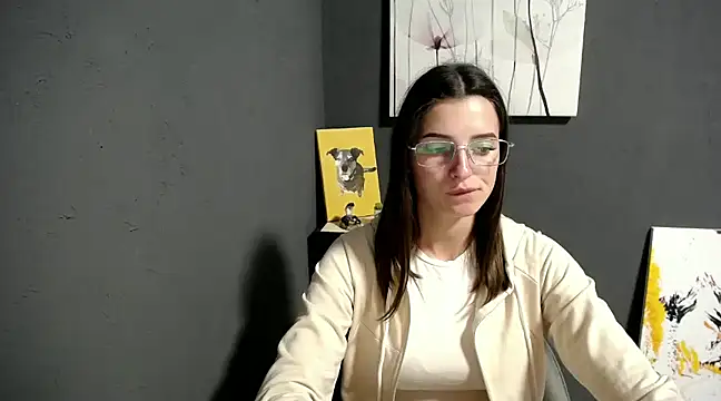 lady olivia  online show from February 3, 1:40 pm