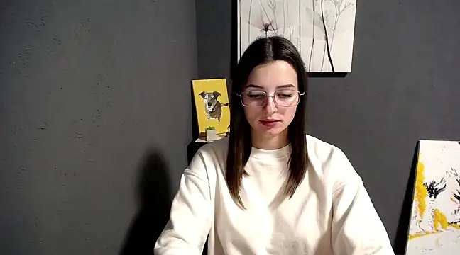 lady olivia  online show from February 26, 4:35 pm