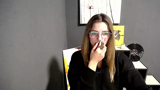 lady olivia  online show from October 2, 4:47 pm