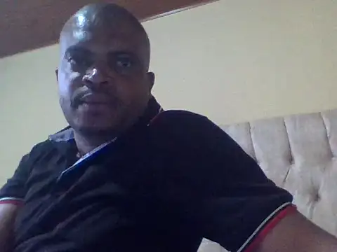 lui cuuty online show from October 29, 6:31 pm