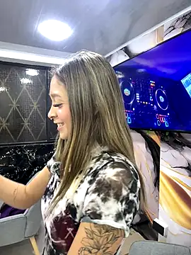 Victoria Adams14 online show from January 8, 2:58 am