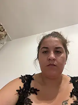 yzabell18 online show from September 26, 2:59 am