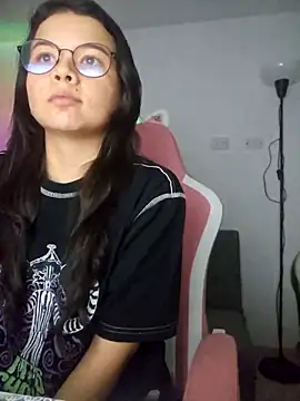 azumiichan online show from September 27, 12:15 am