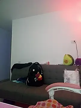 Snapshot of azumiichan chatting on January 14, 12:27 am azumiichan online show from January 14, 12:27 am