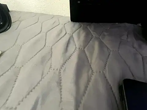 femboyxx69 online show from April 15, 8:09 pm