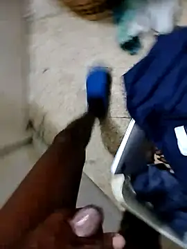 Snapshot of funpharoh1 chatting on March 22, 8:18 am funpharoh1 online show from March 22, 8:18 am