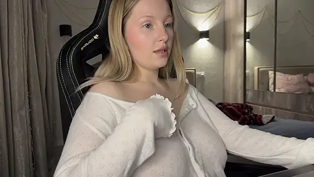 x ivy x online show from January 4, 3:49 pm