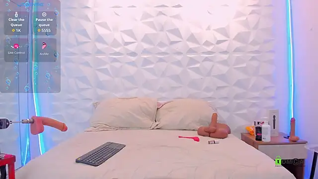 nahomi sex1 online show from April 5, 12:35 pm