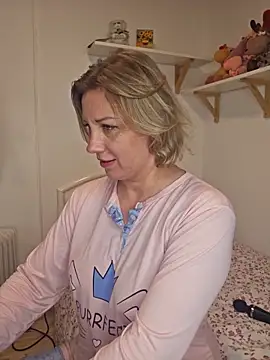 zarina3003 online show from March 25, 2:17 am