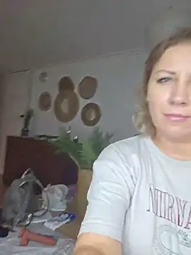 zarina3003 online show from June 16, 6:43 pm