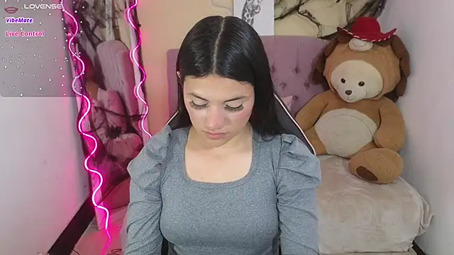 Snapshot of Chiara_tay chatting on October 23, 3:06 am Chiara tay online show from October 23, 3:06 am