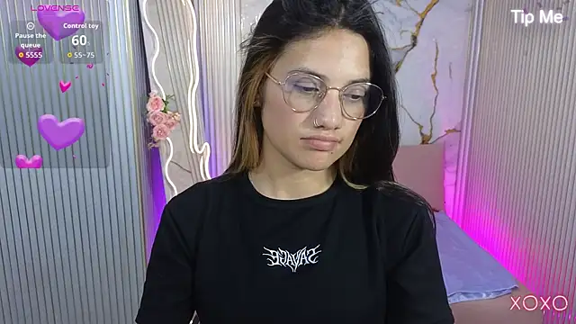 Snapshot of Chiara_tay chatting on March 28, 8:08 pm Chiara tay online show from March 28, 8:08 pm