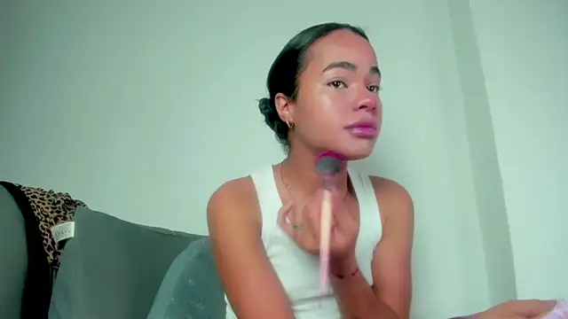 meghanSusexx online show from November 13, 7:13 pm