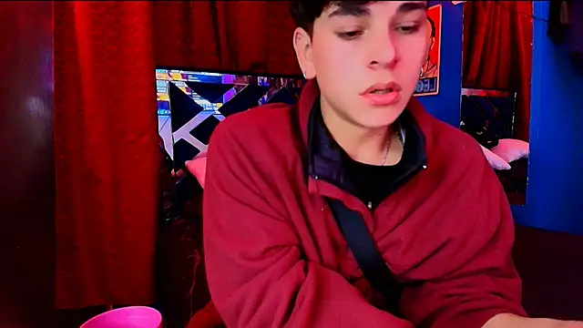 Luke Howland online show from February 26, 4:00 am