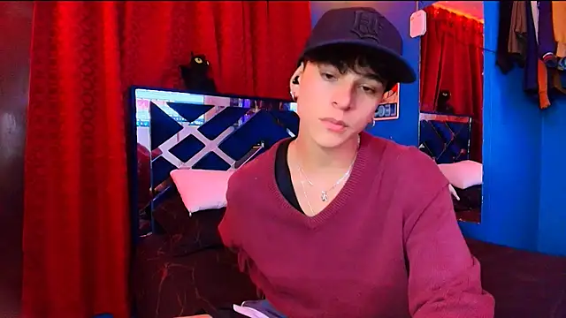 Luke Howland online show from March 7, 4:42 am