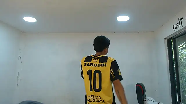 danielitopapuu online show from November 4, 2:38 pm