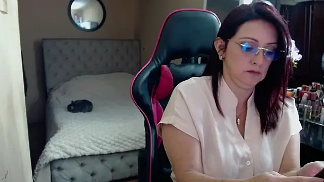 Snapshot of Carol_Scottt chatting on July 9, 5:17 pm Carol Scottt online show from July 9, 5:17 pm