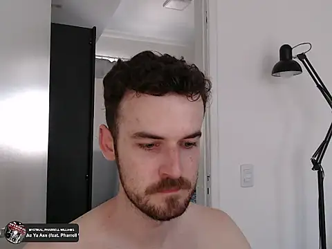 Snapshot of sexxxsutra chatting on March 1, 3:38 pm sexxxsutra online show from March 1, 3:38 pm